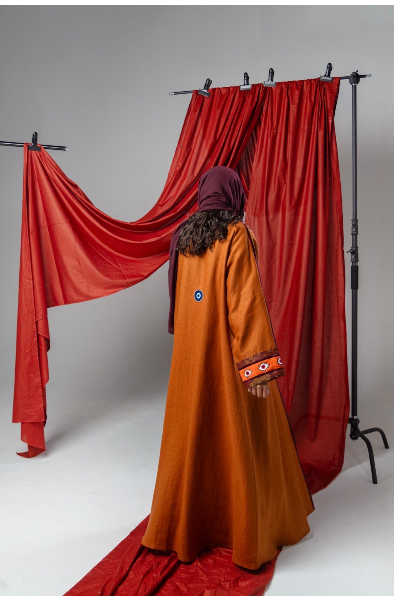 Desert Eye Abaya
