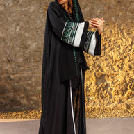 Abaya: مشموم