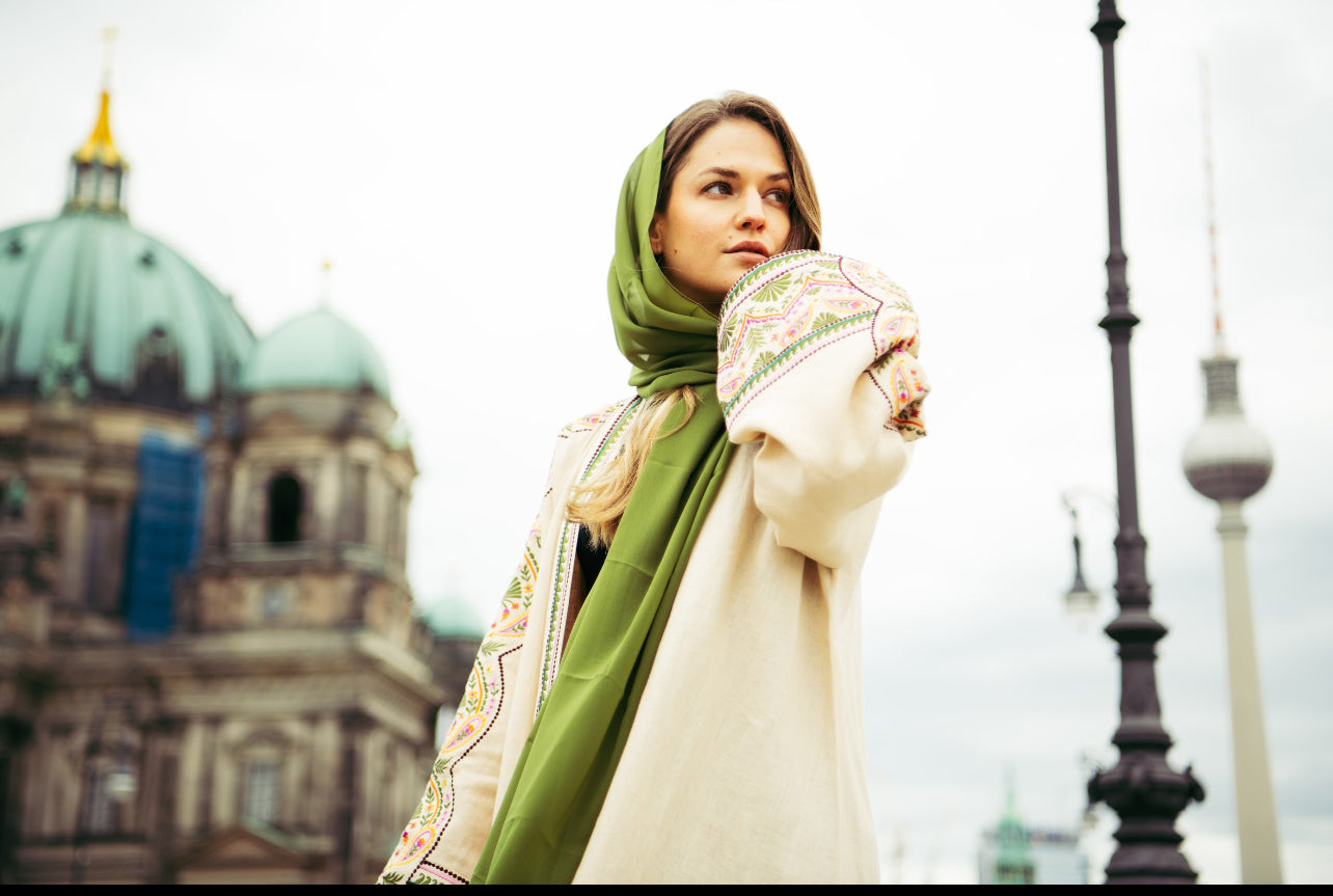 Rawaq Abaya (Linen)