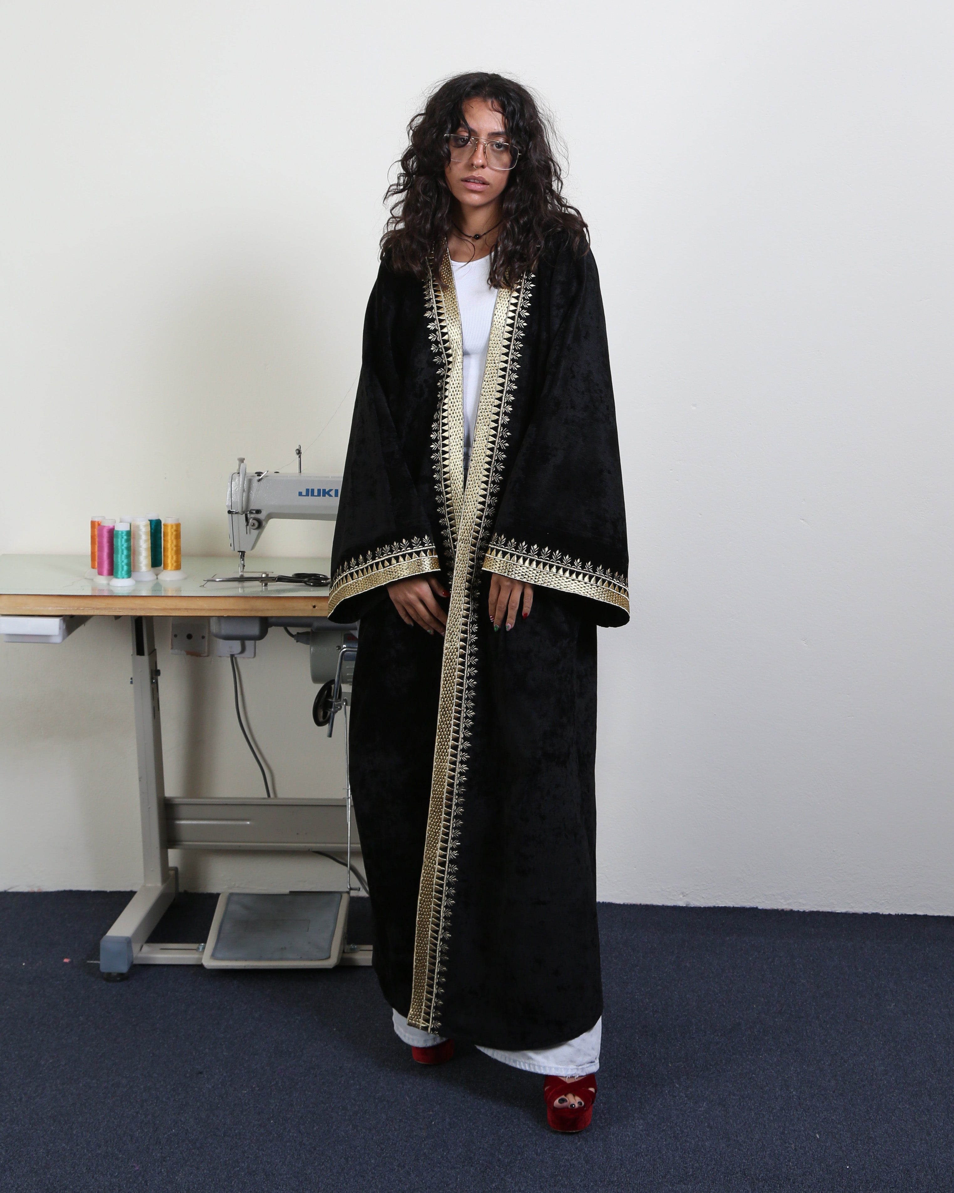 The Royal Zari ( Velvet & Linen)
