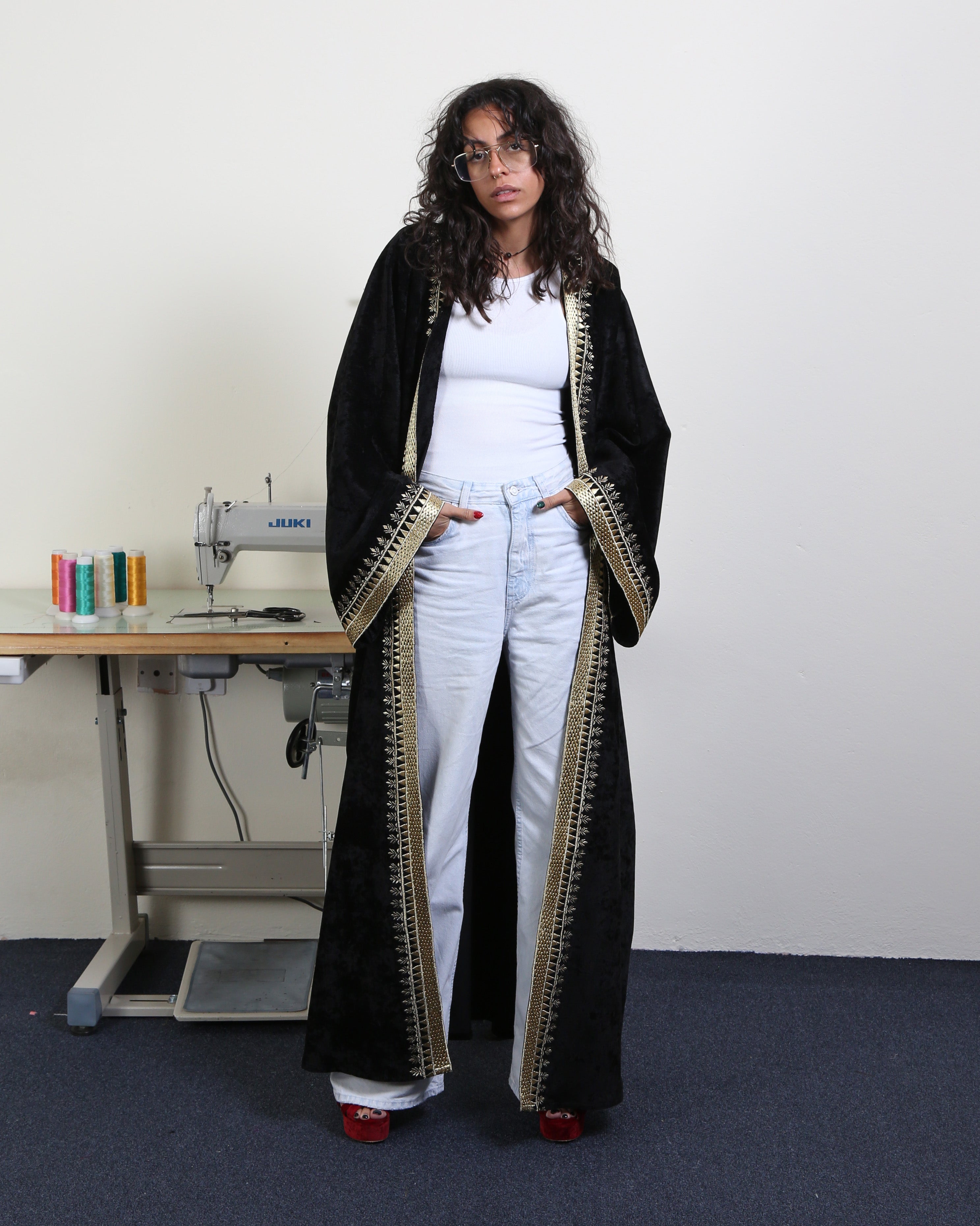 The Royal Zari ( Velvet & Linen)